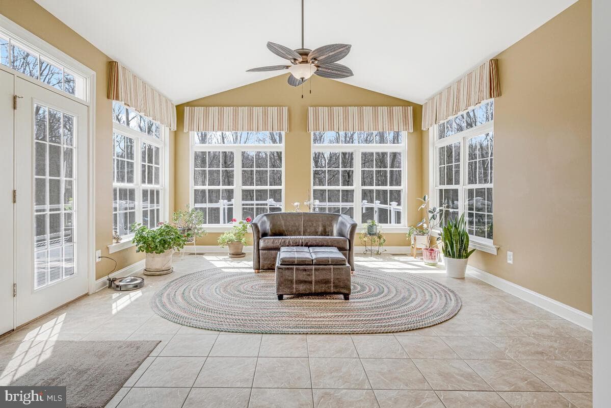 1455 Gabriels Way photo 23