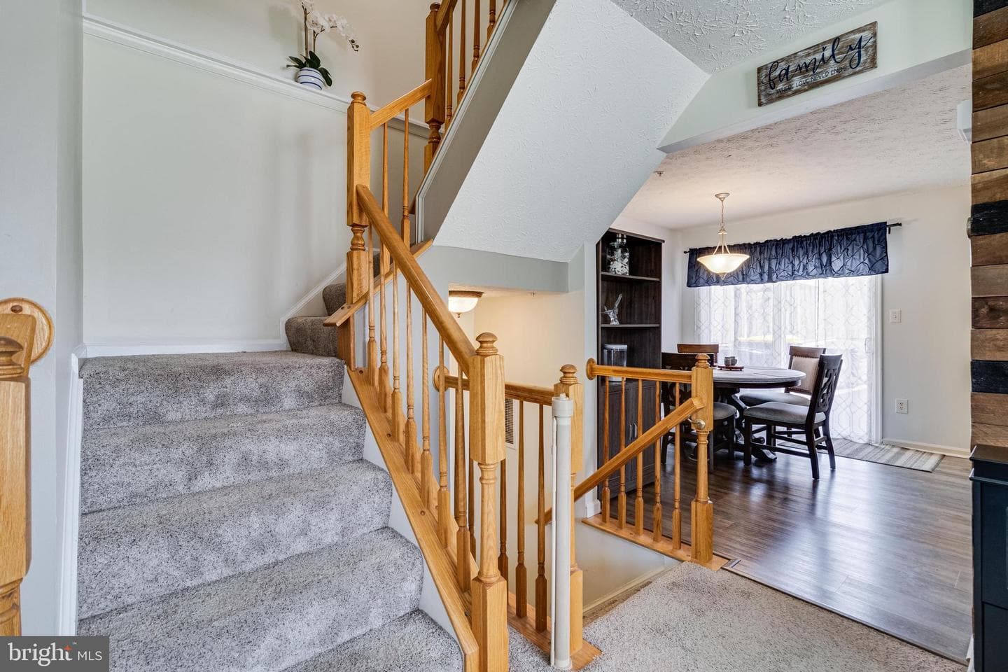 2401 Green Leaf Terrace photo 18