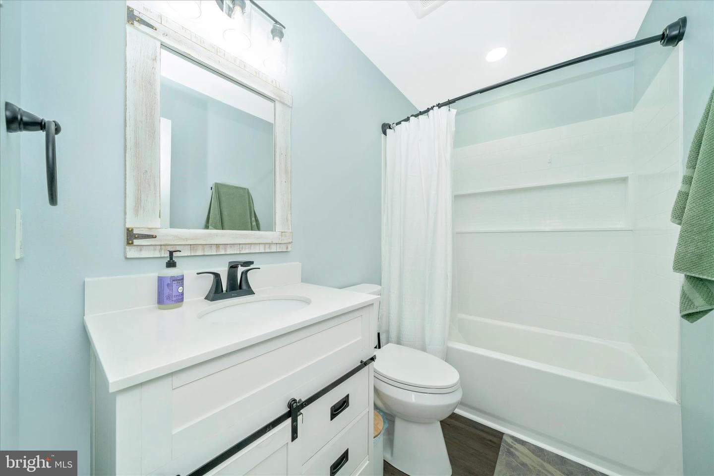 3860 Moonbeam Avenue photo 28