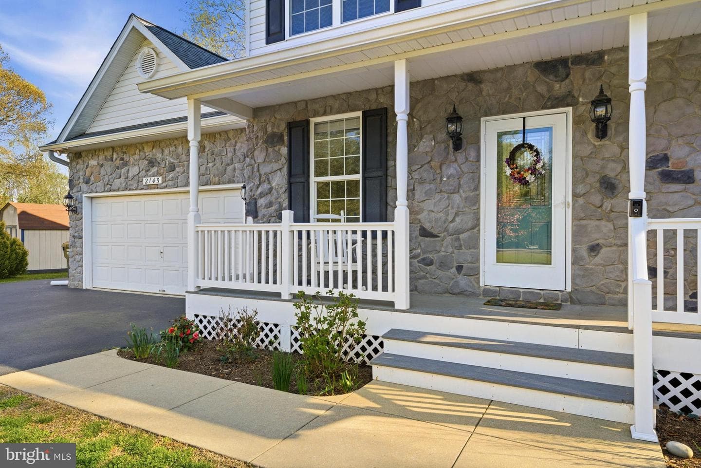 2145 Oliver Drive photo 4