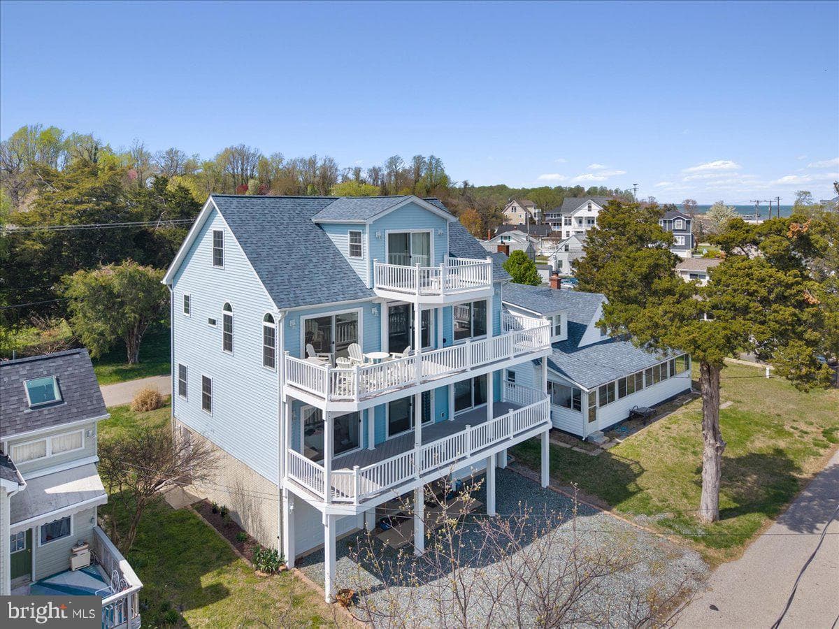 2818 Beach Drive, Huntingtown