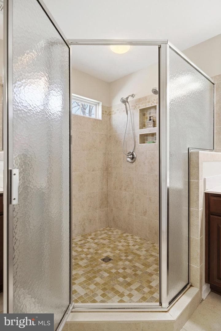 7030 Hunterleigh Drive photo 47