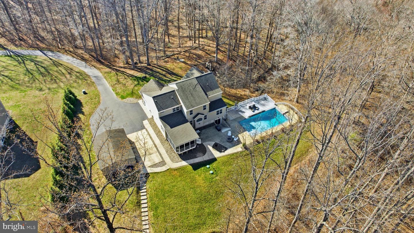 7030 Hunterleigh Drive photo 88