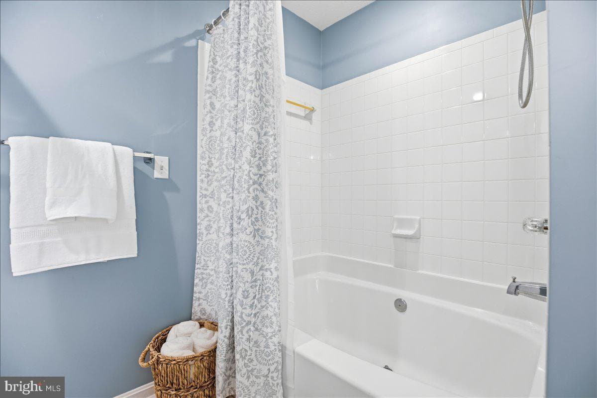 3456 Silverton Lane photo 29