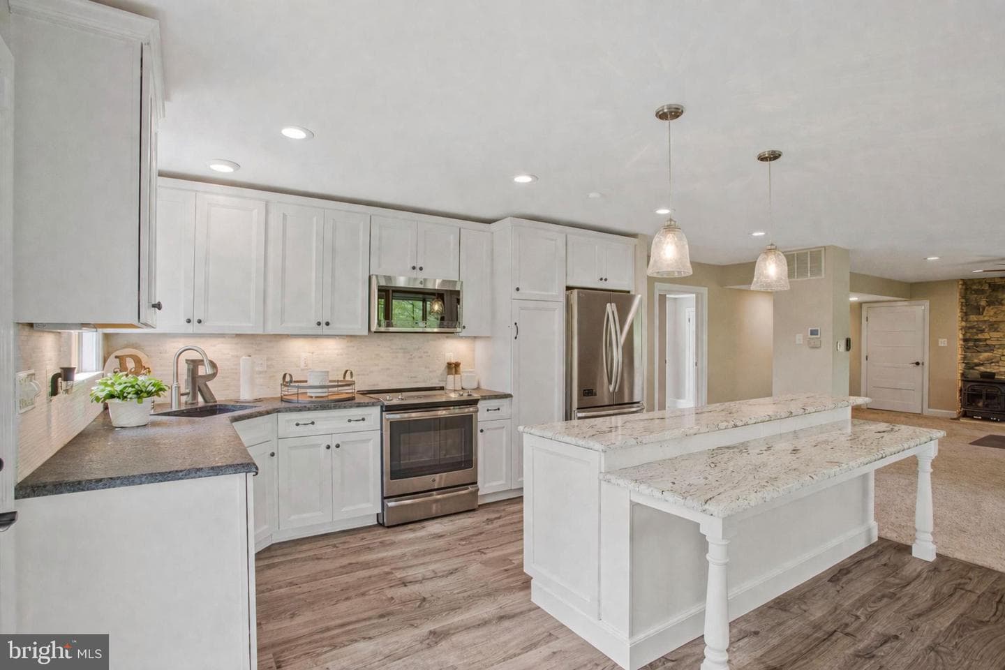 7785 Swan Lane photo 22