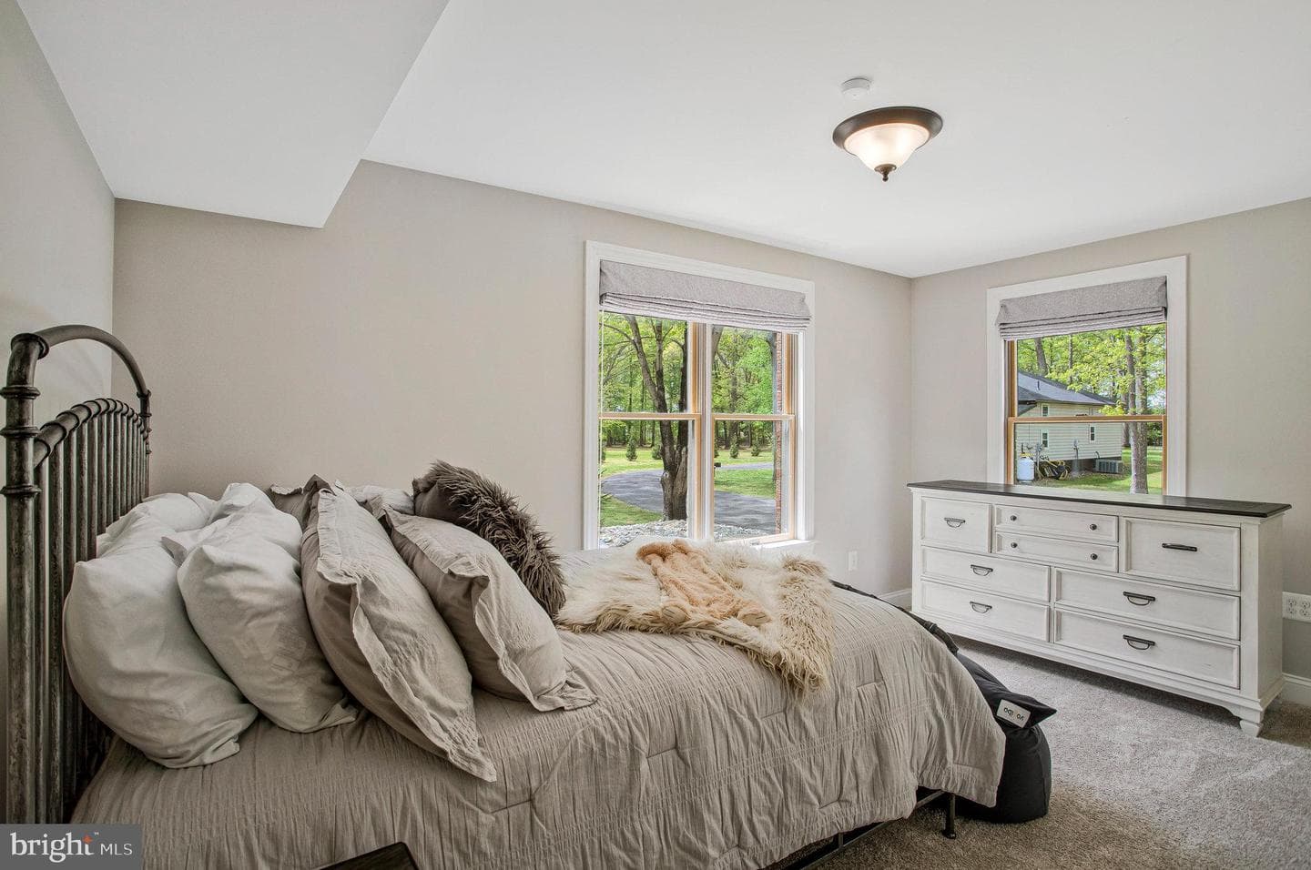 7785 Swan Lane photo 24
