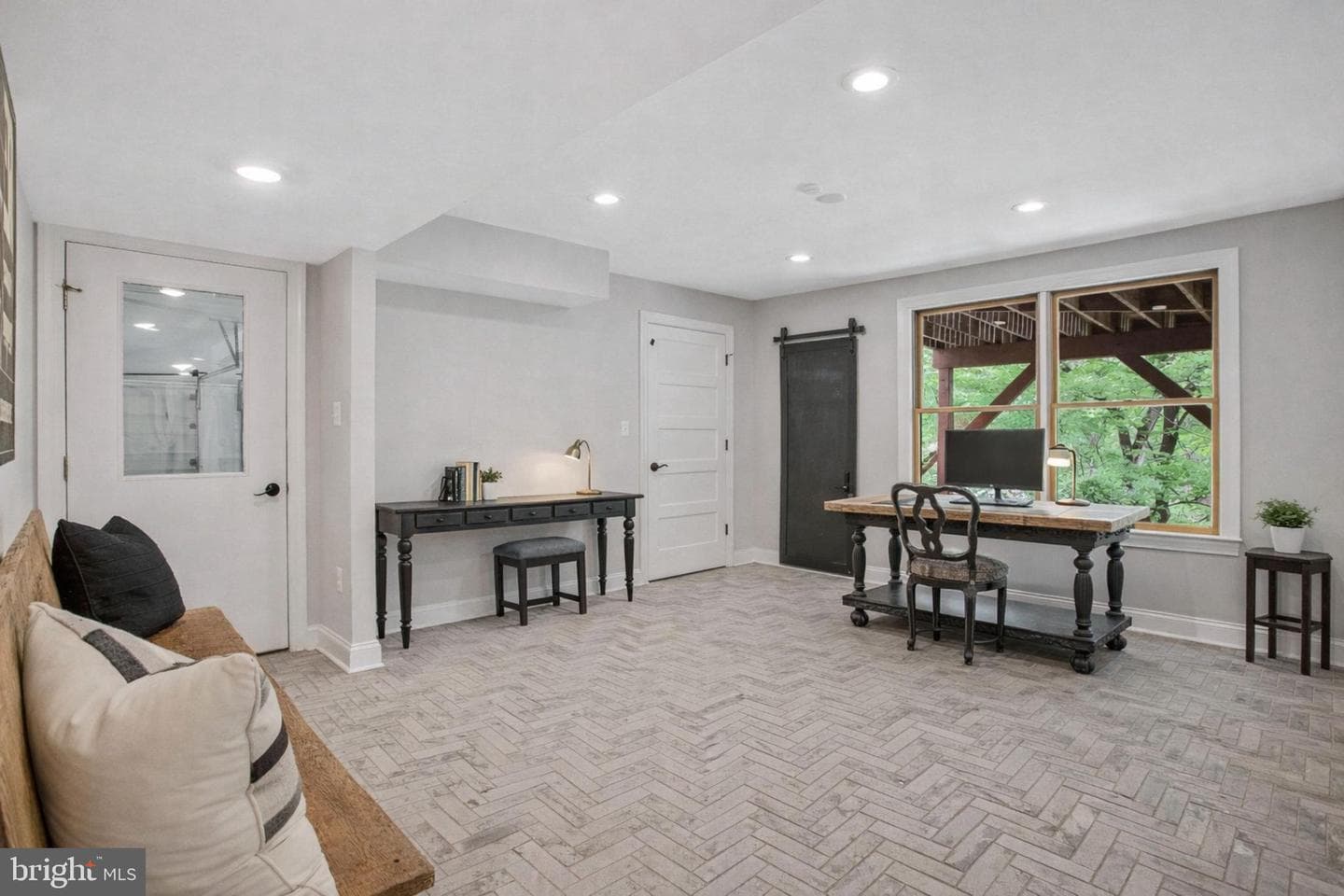 7785 Swan Lane photo 28