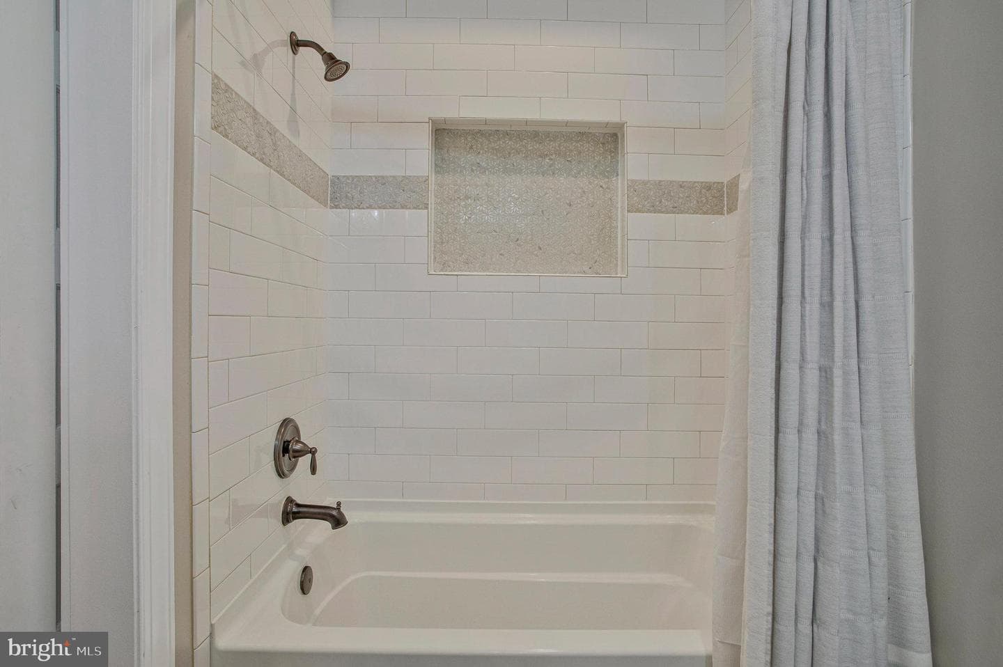 7785 Swan Lane photo 30