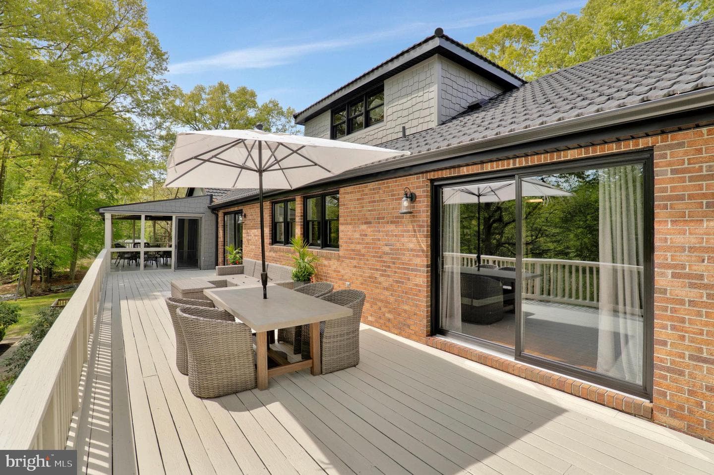 7785 Swan Lane photo 32