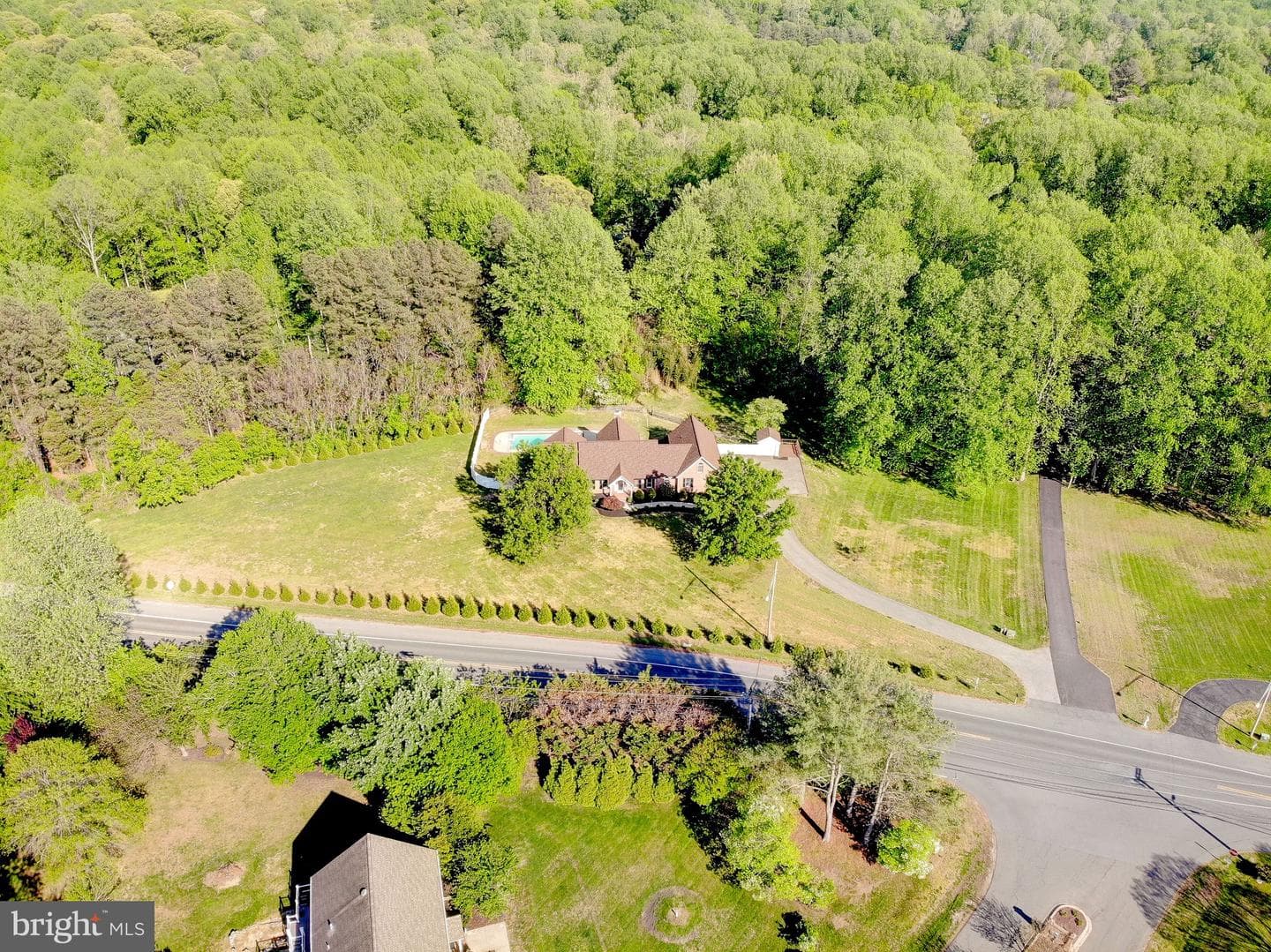 1050 Fowler Road photo 64