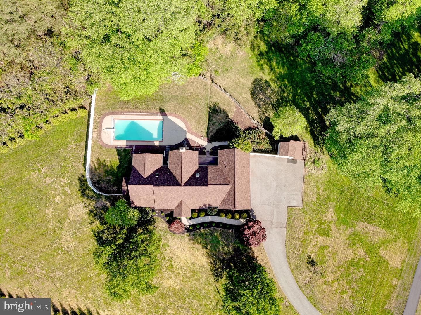 1050 Fowler Road photo 66