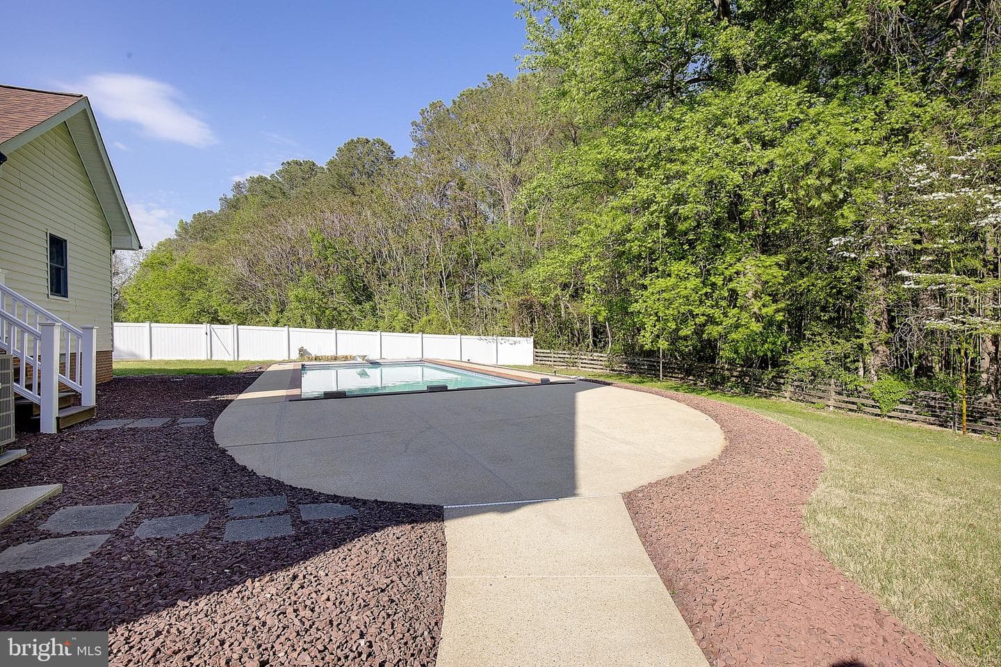 1050 Fowler Road photo 92