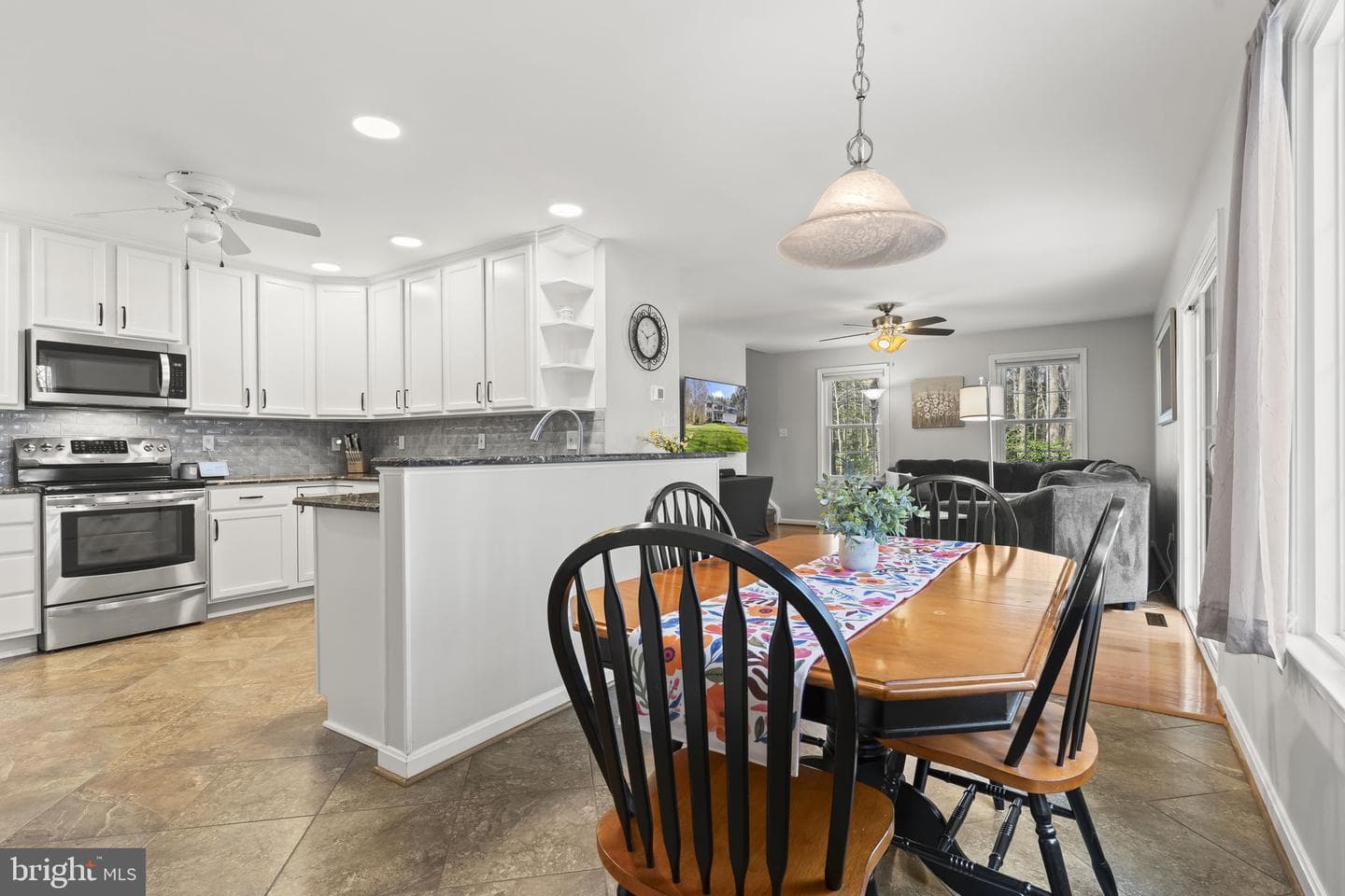 2132 Brians Way photo 5