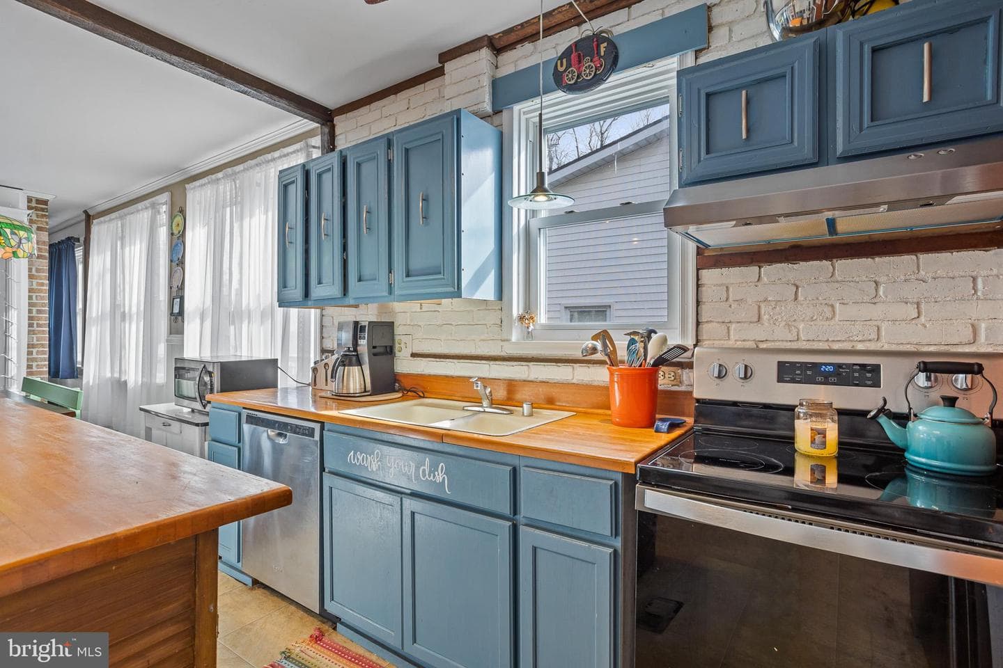 8223 C Street photo 13