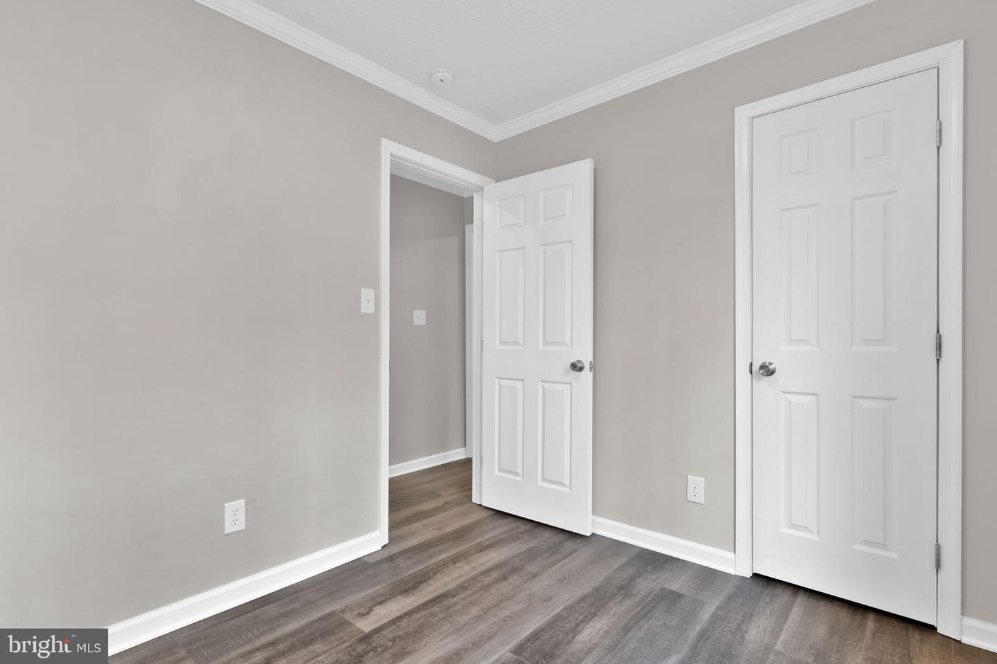 580 Evergreen Court photo 19