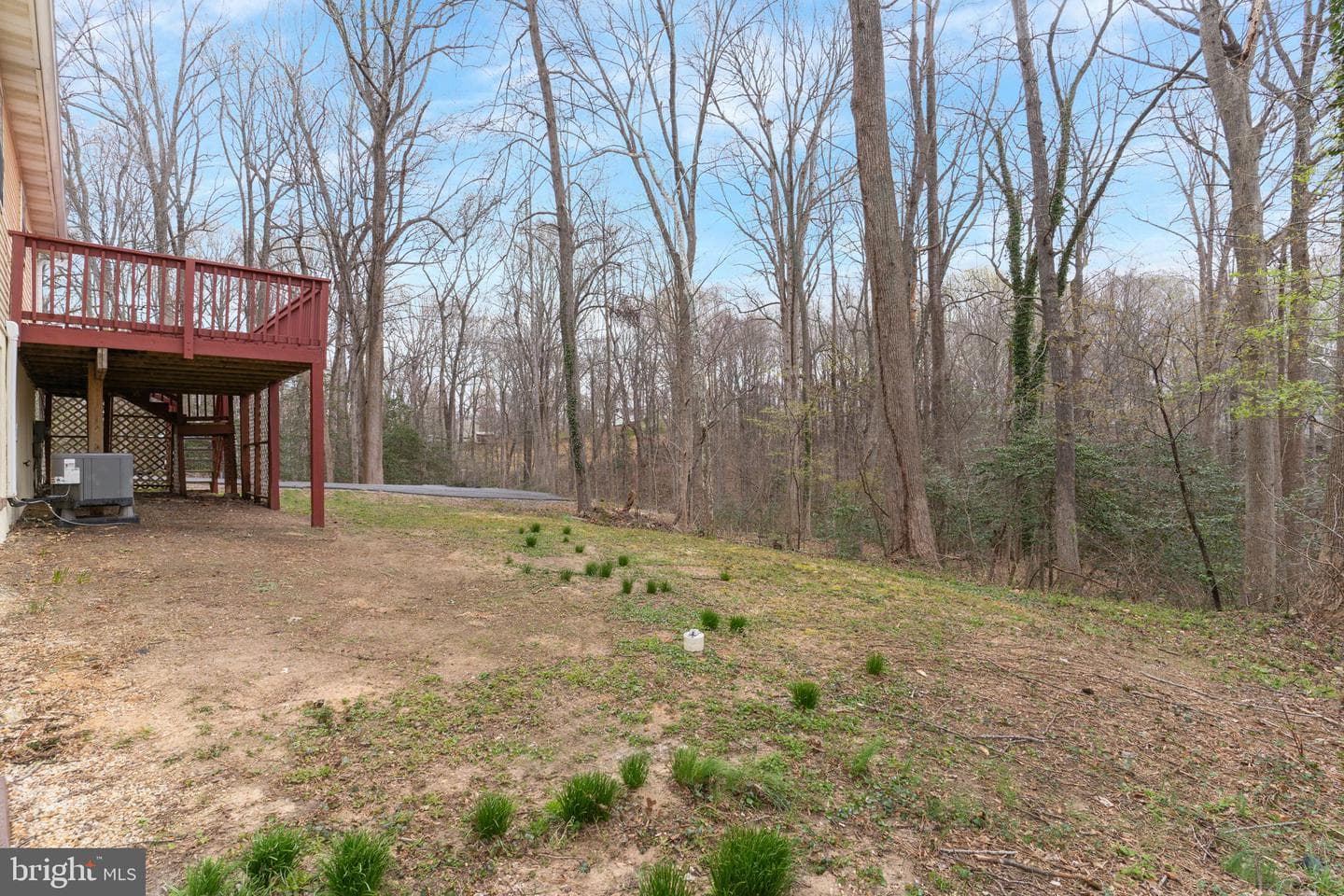 580 Evergreen Court photo 34