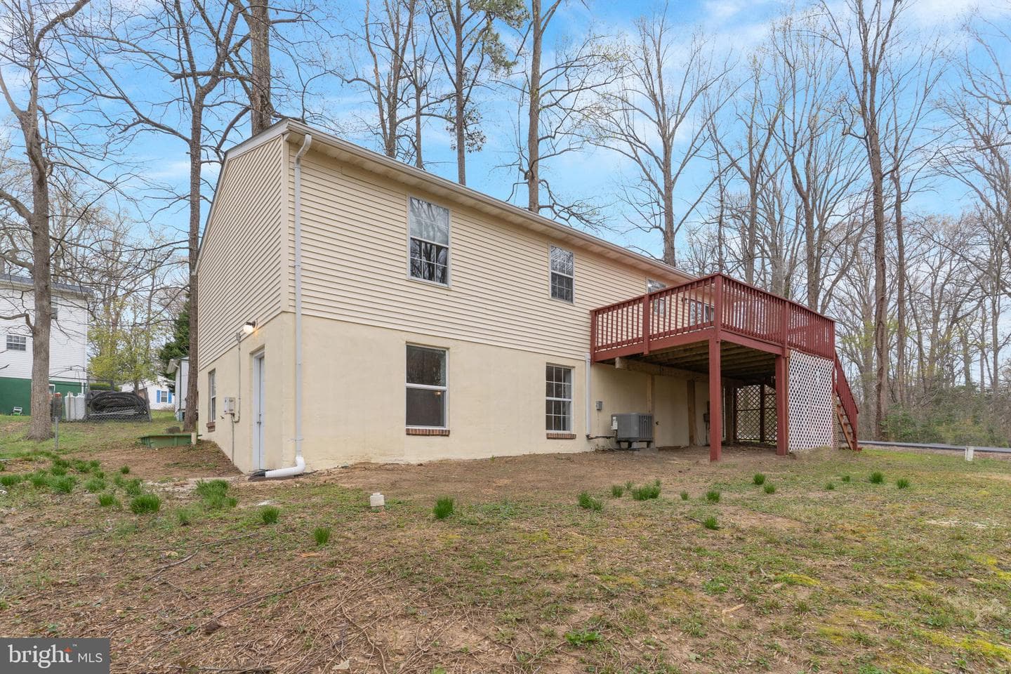 580 Evergreen Court photo 35