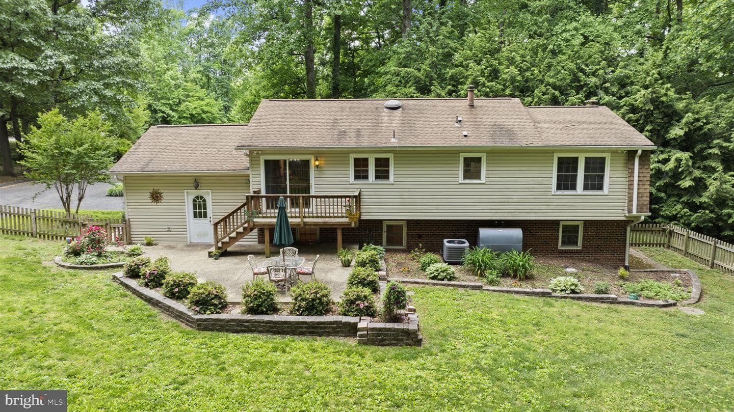 8819 Lafayette Drive photo 29