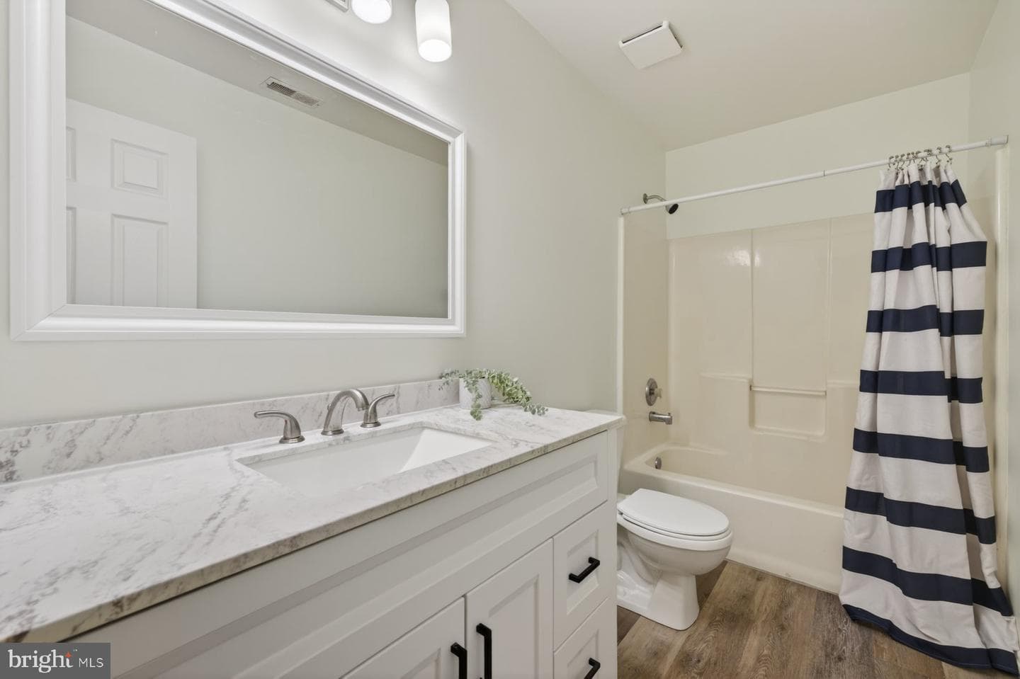 7843 Lake Shore Drive photo 35