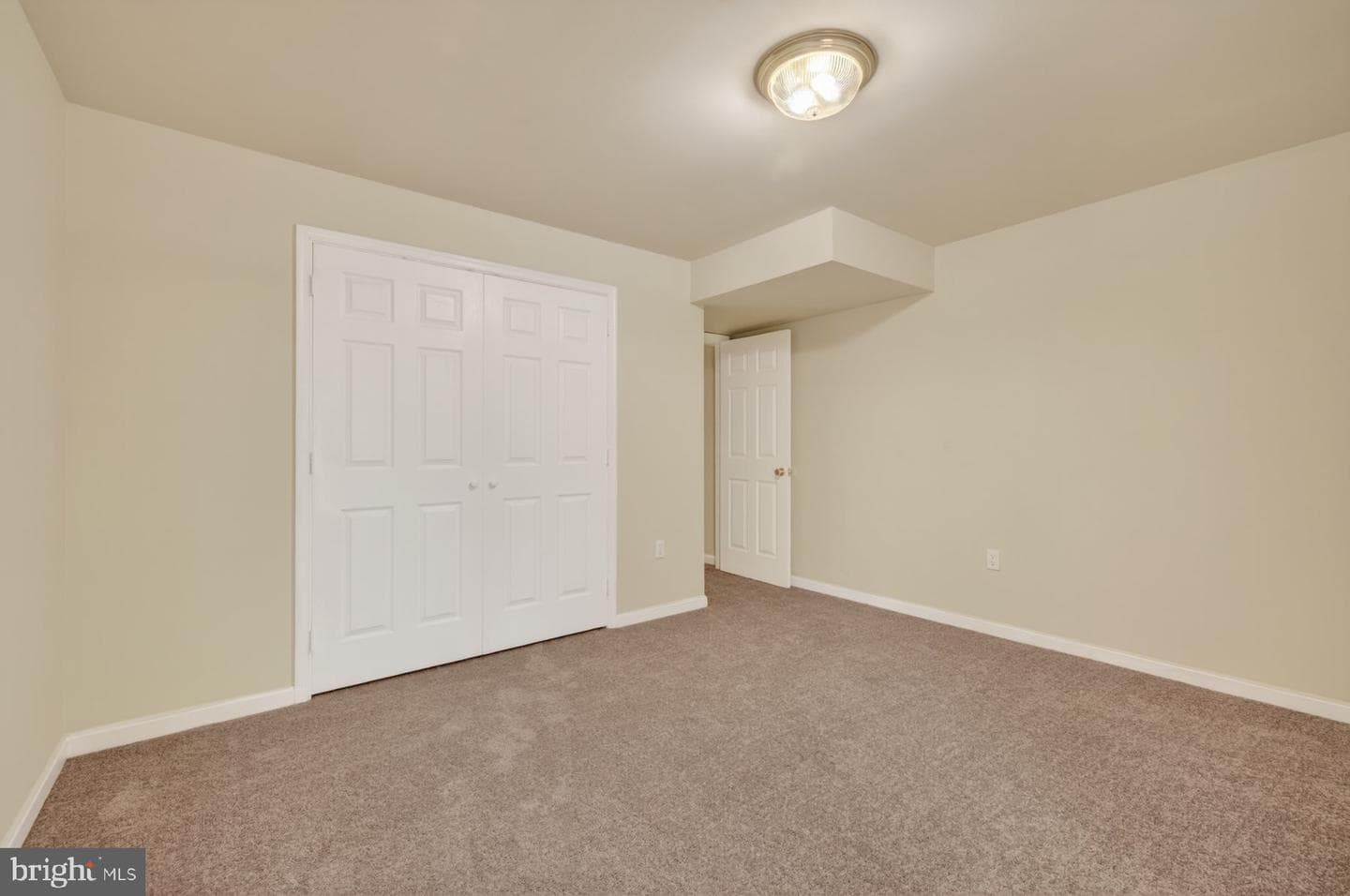 7843 Lake Shore Drive photo 44