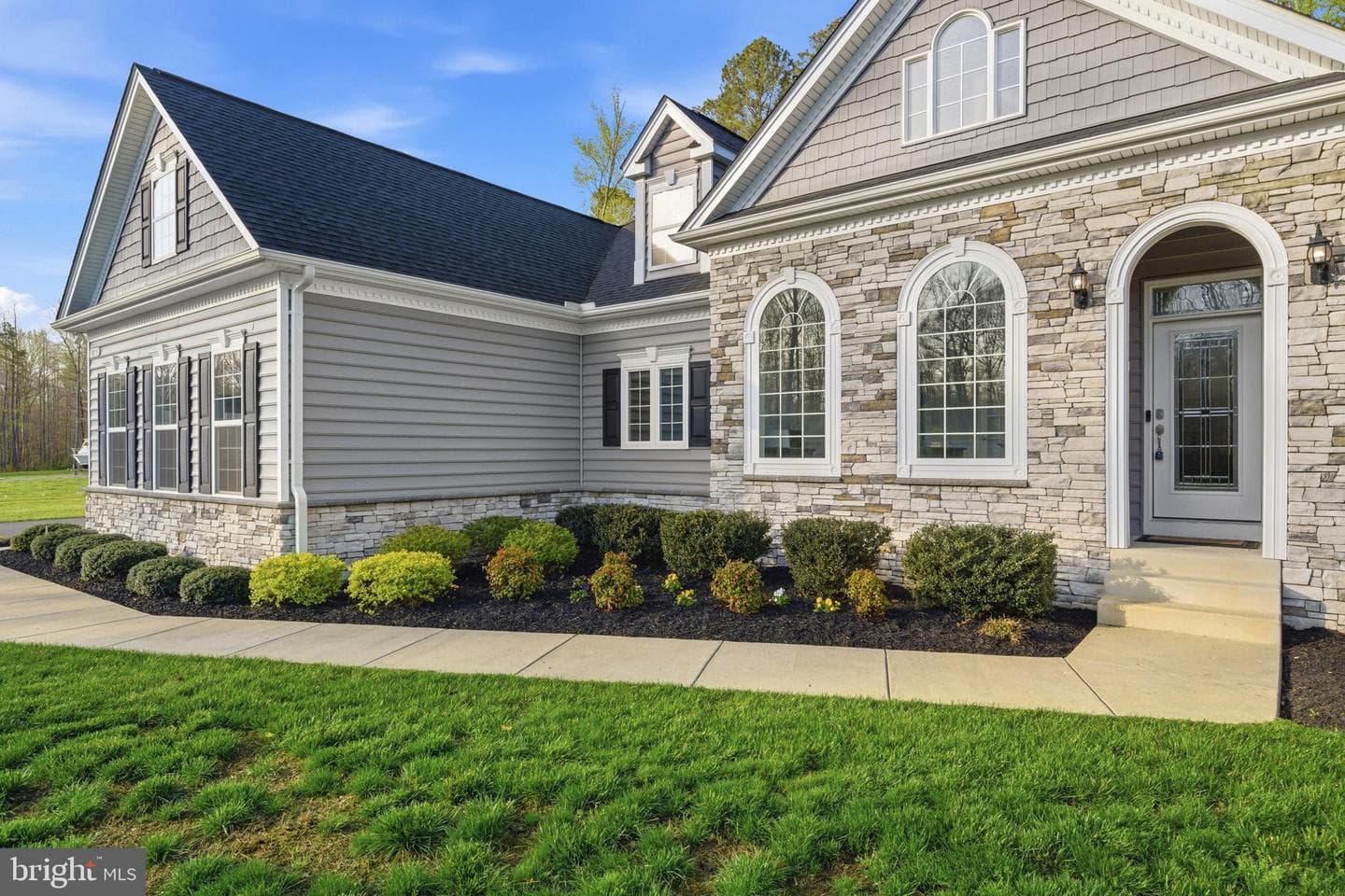 1015 Pond Cypress Lane photo 4