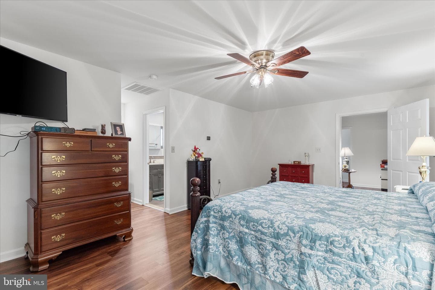 4111 Pinewood Ter photo 13