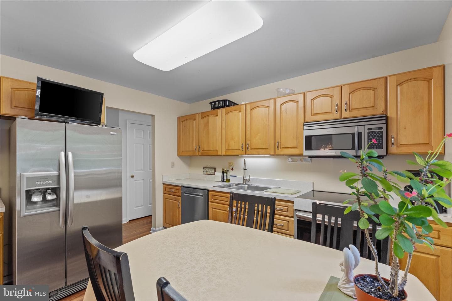 4111 Pinewood Ter photo 7