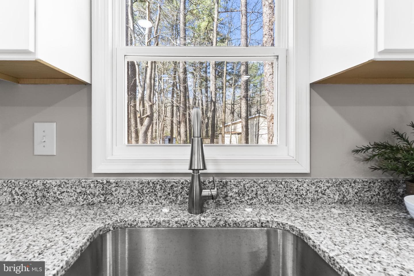 1207 Pinecrest Court photo 7