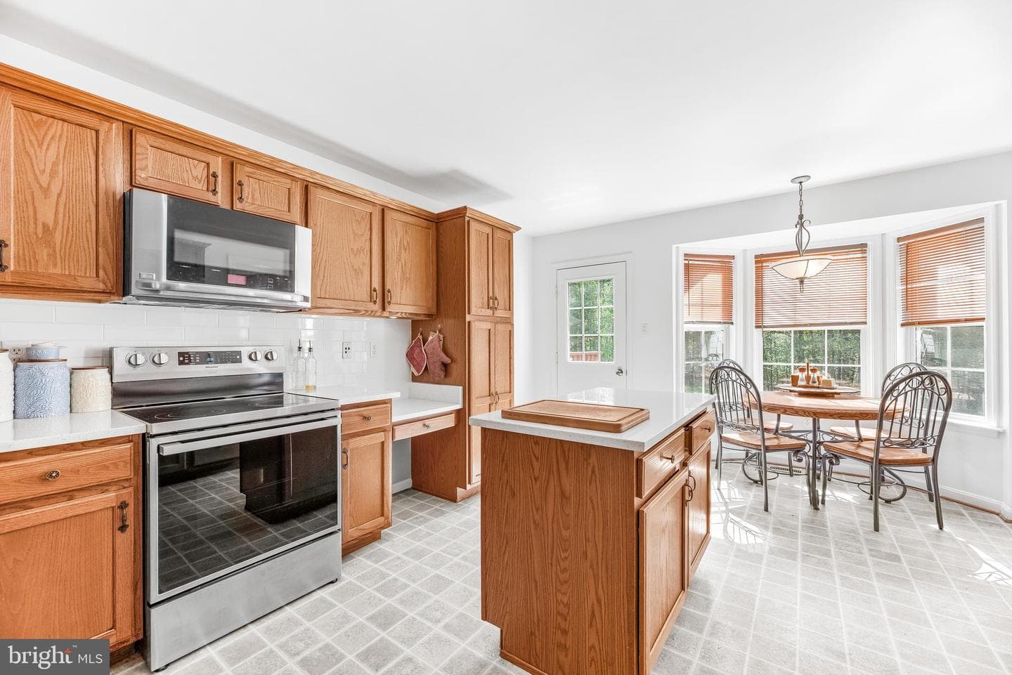 6030 Shelby Way photo 10
