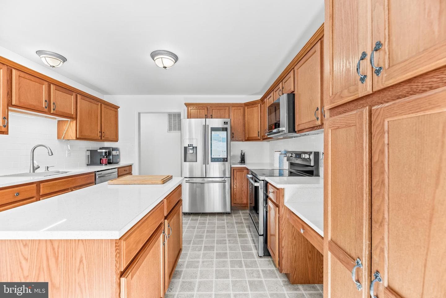 6030 Shelby Way photo 13
