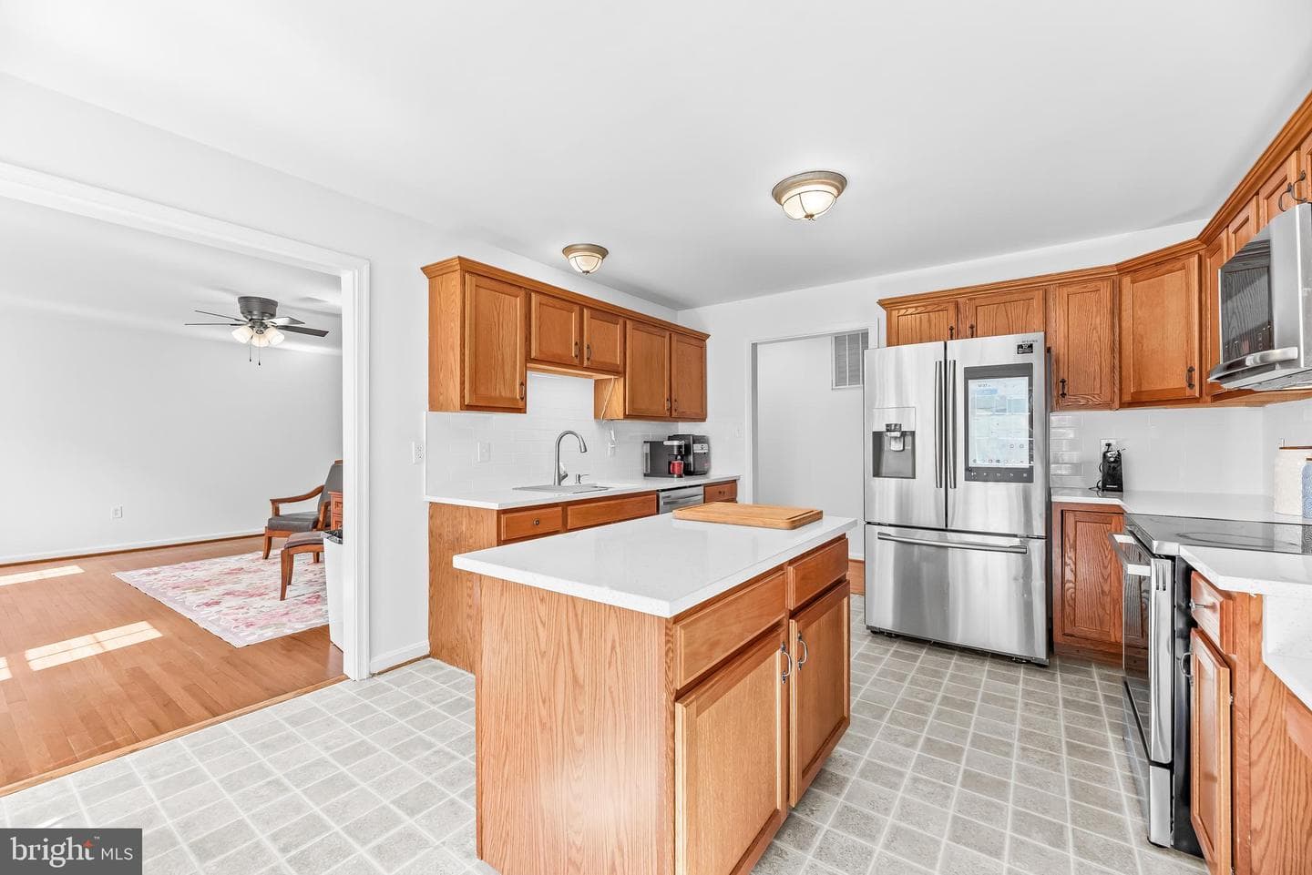 6030 Shelby Way photo 14