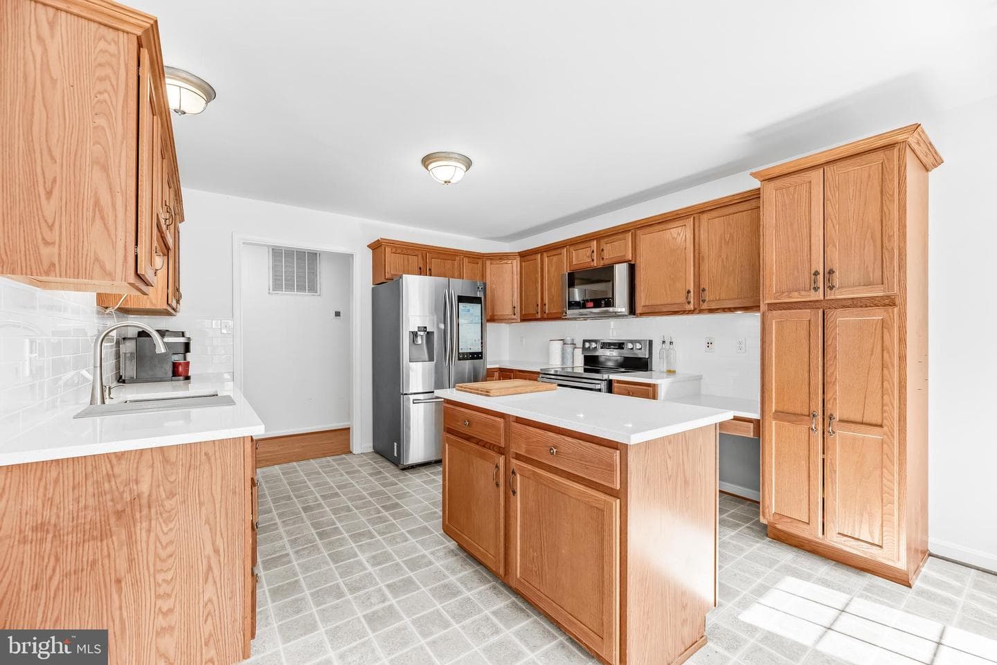 6030 Shelby Way photo 16