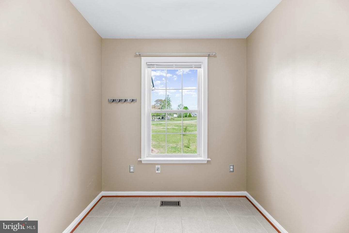 6030 Shelby Way photo 17