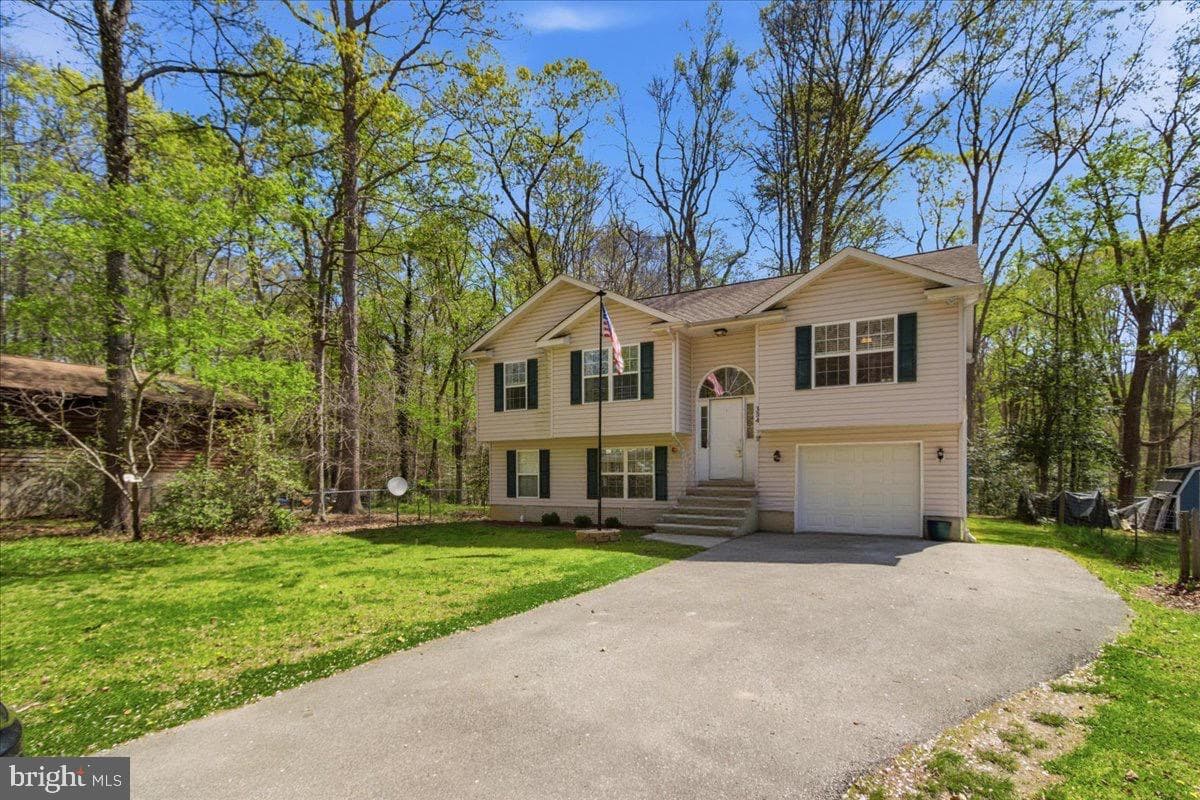 334 Longhorn Circle photo 3