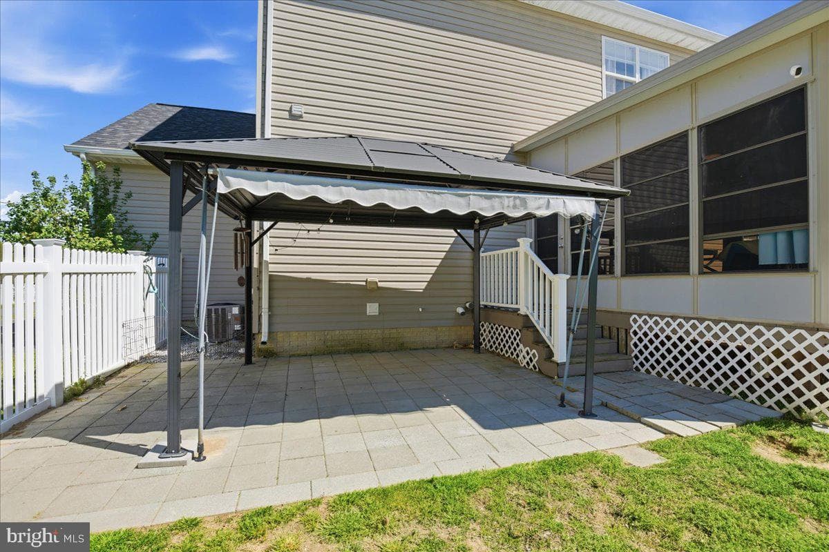 195 Fairground Road photo 47