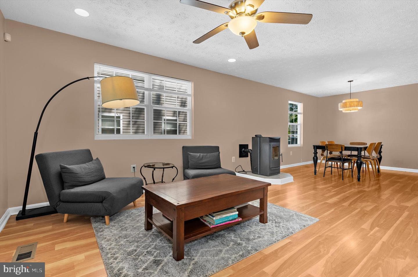 3913 6th Street photo 10
