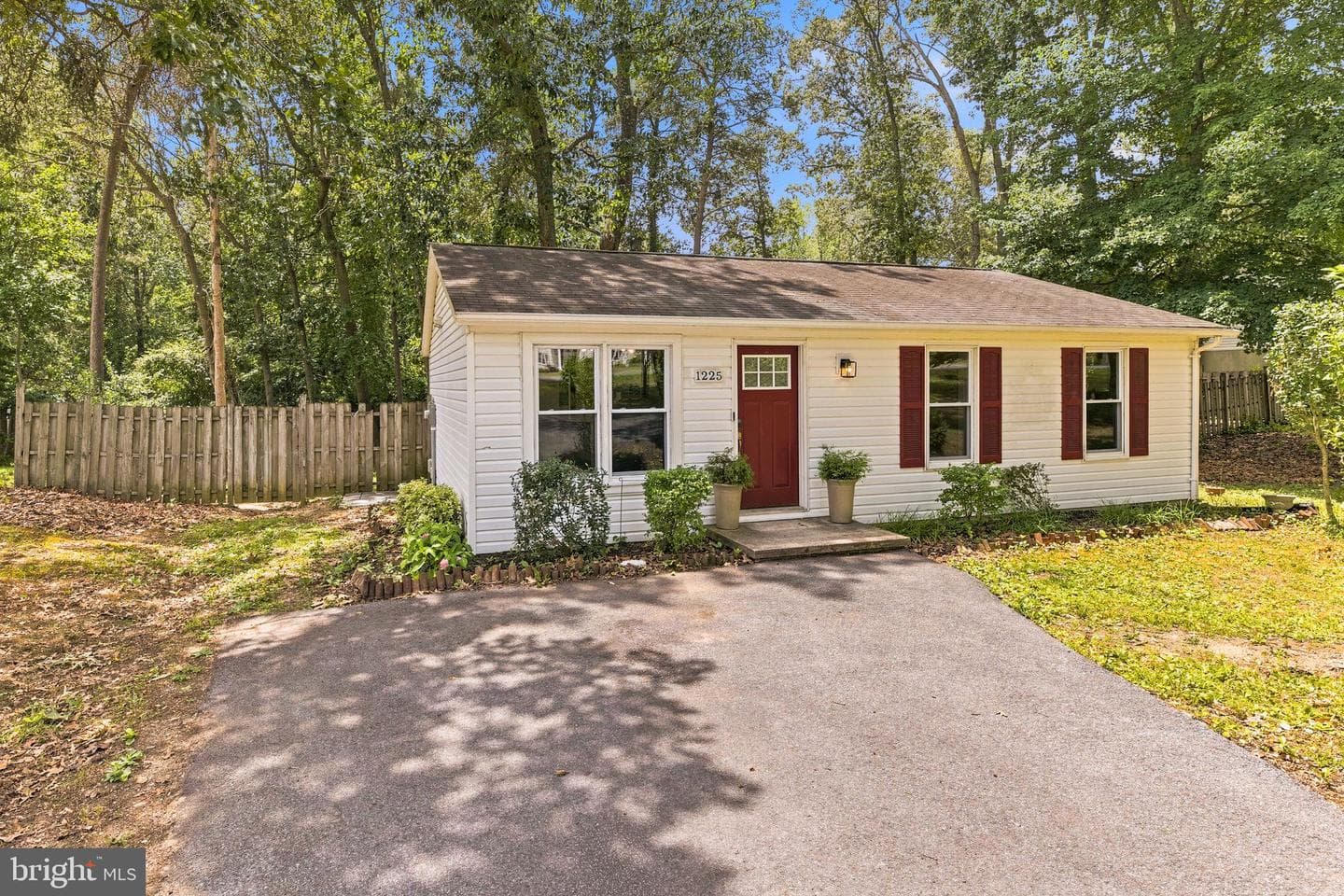 1225 Calvert Beach Road photo 3