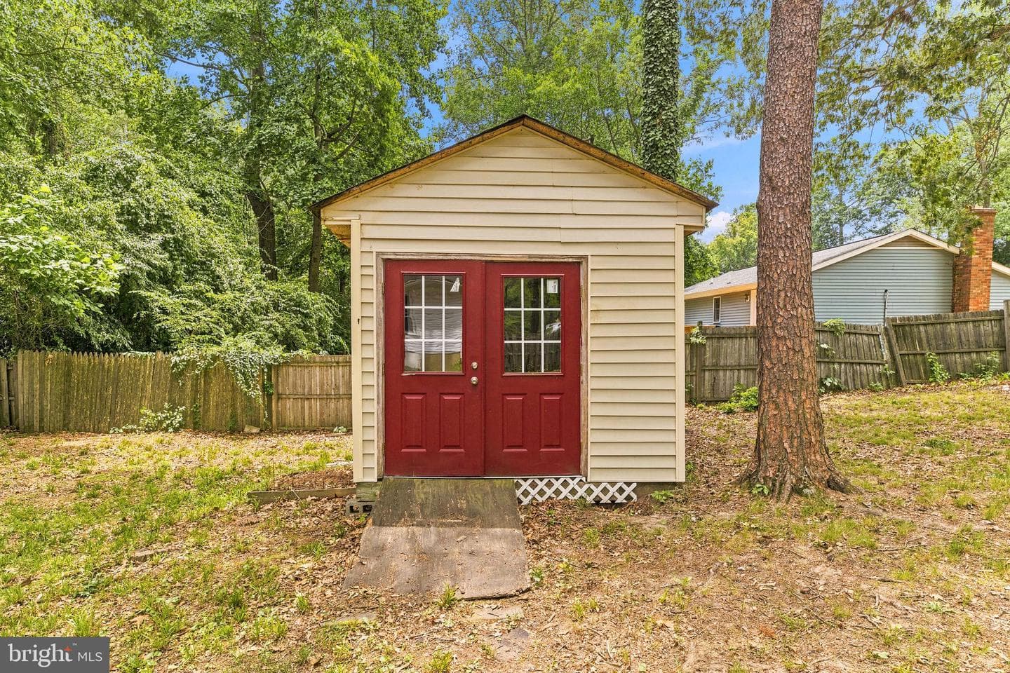 1225 Calvert Beach Road photo 32