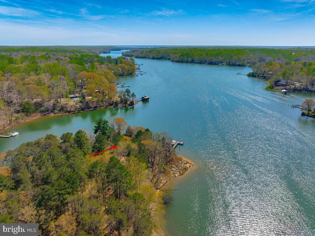 1050 Planters Wharf Road, Lusby