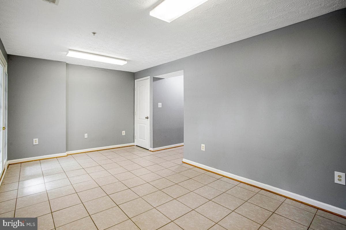 8199 Woodland Lane photo 24