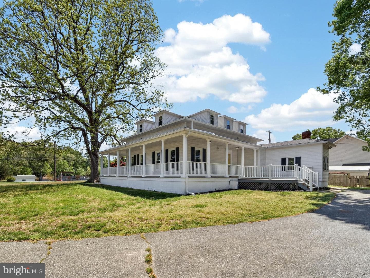 2575 Hallowing Point Road photo 3