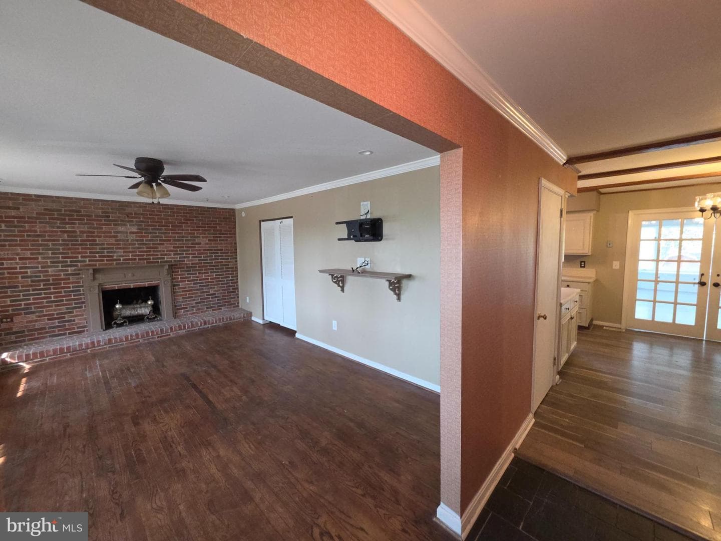 11223 Country Road photo 5