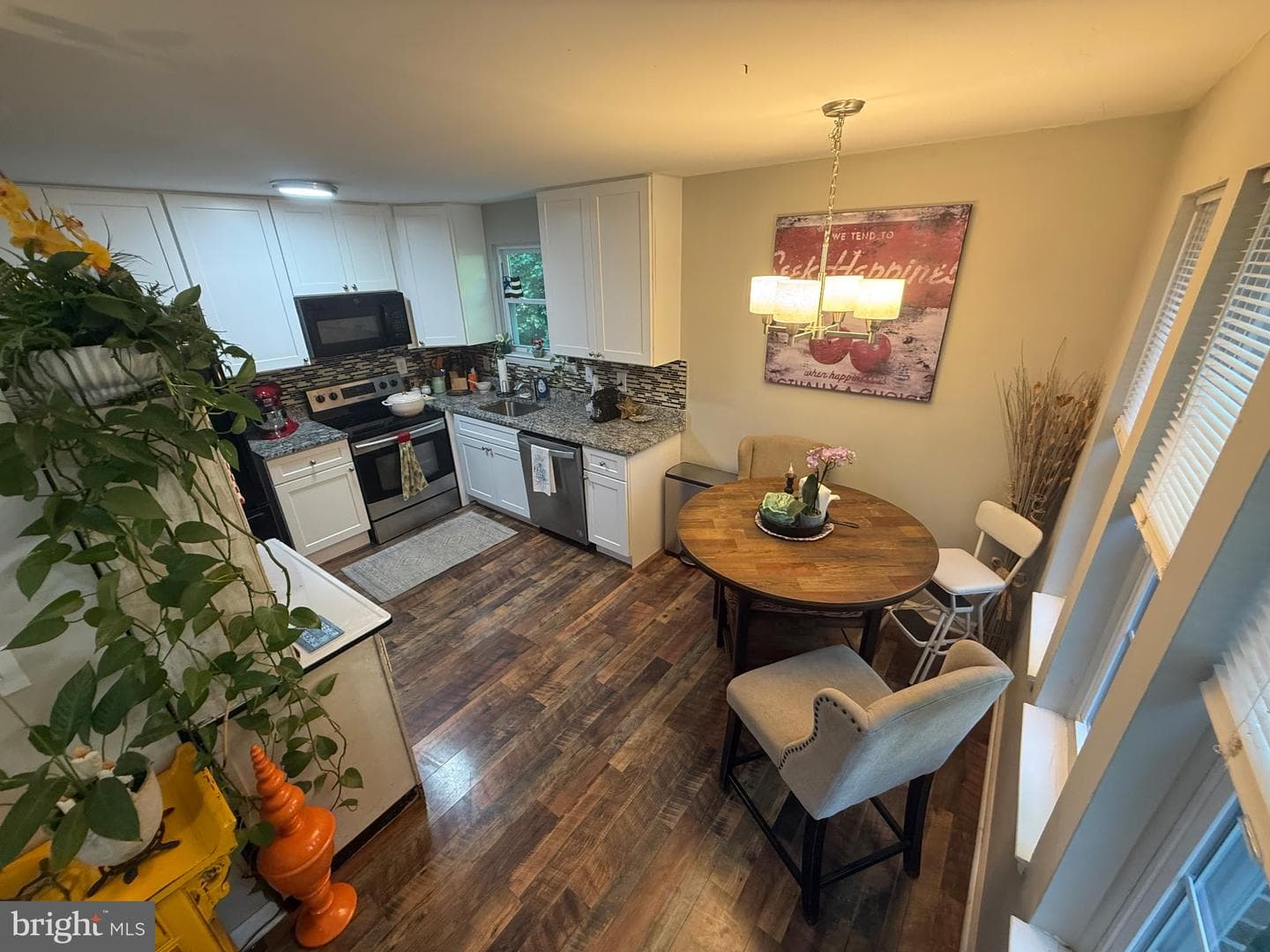 729 Spruce Drive photo 10