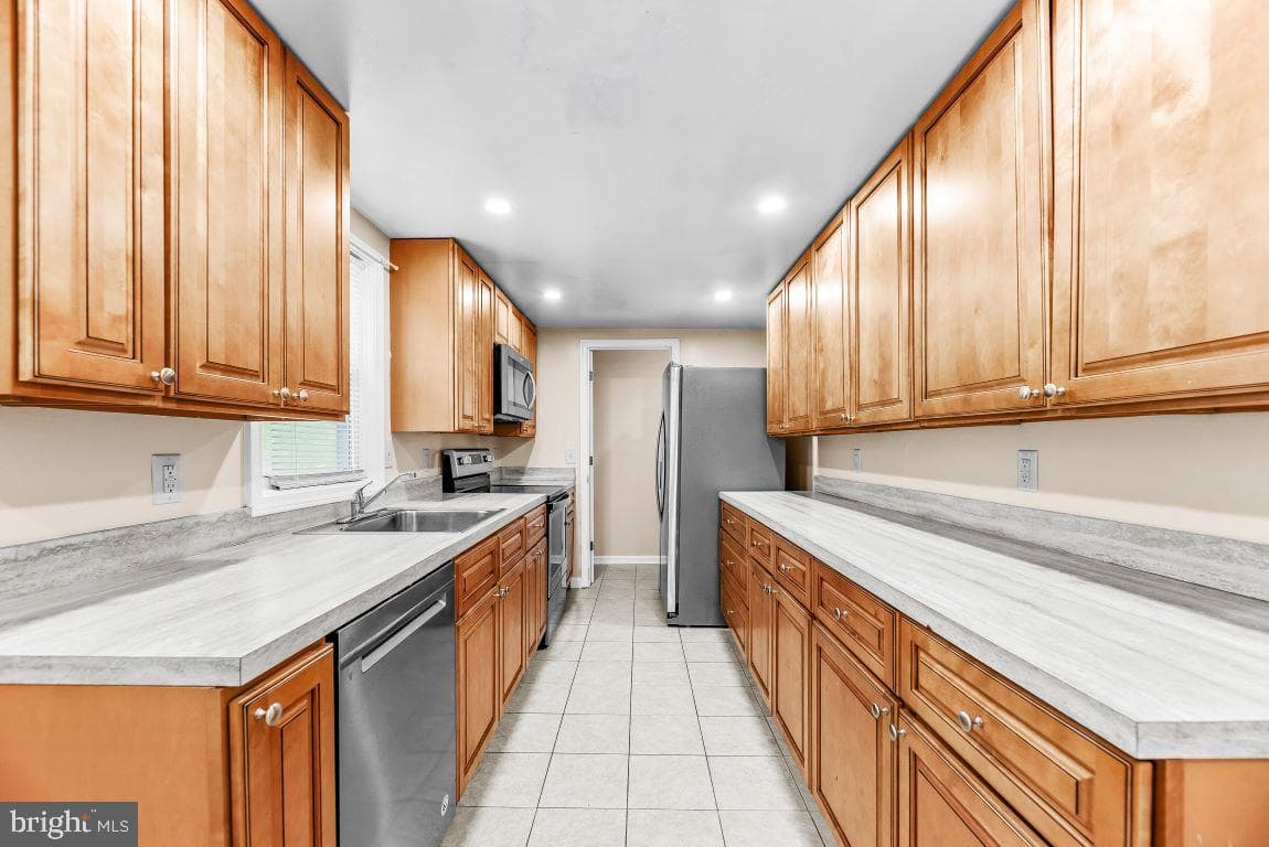 1171 Golden West Way photo 12