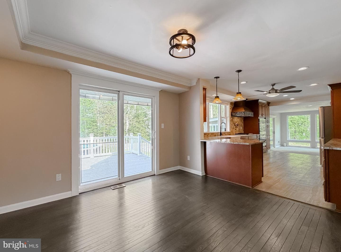 2420 Cecil Lane photo 25