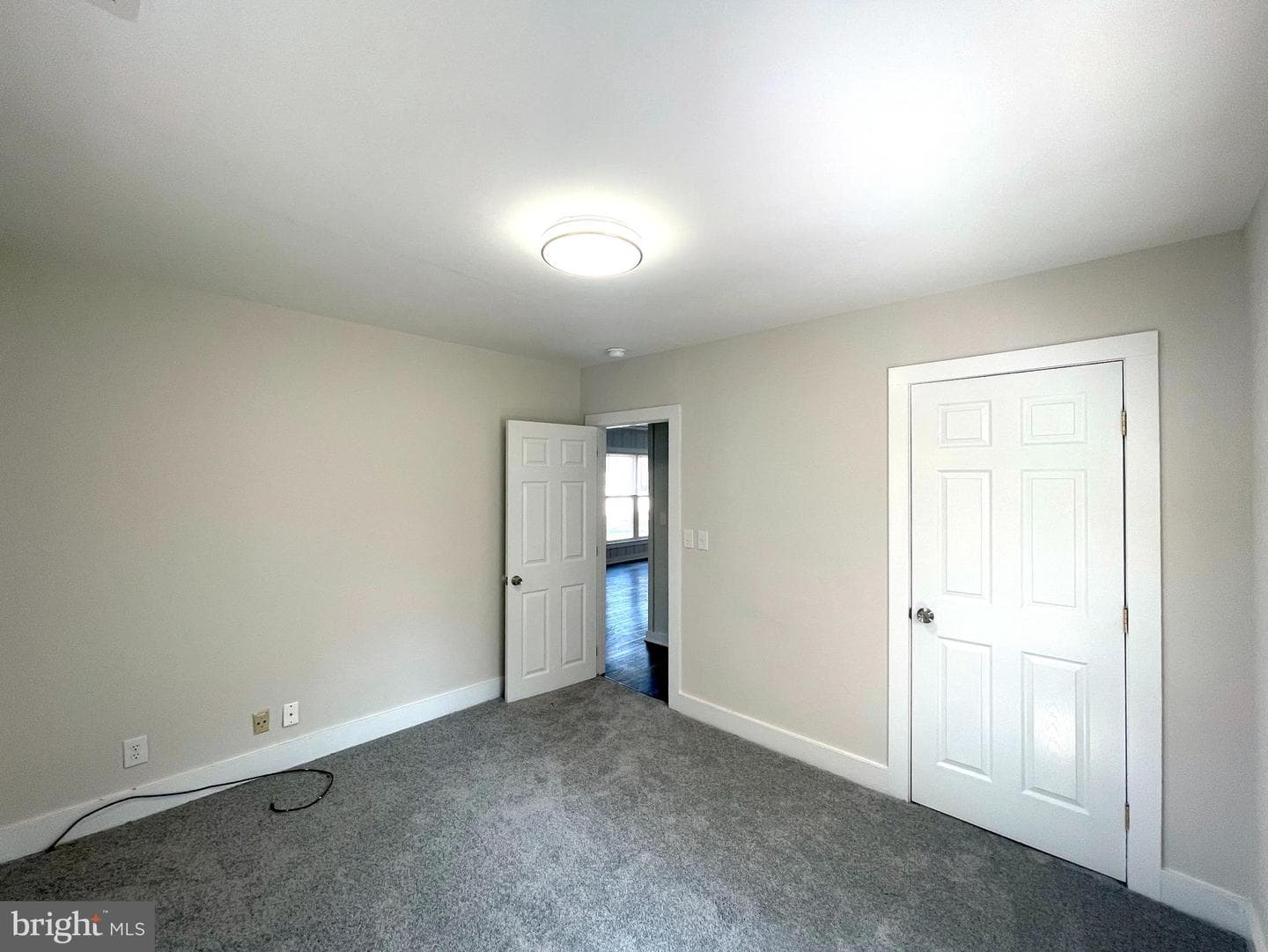 4605 Cummins Avenue photo 16