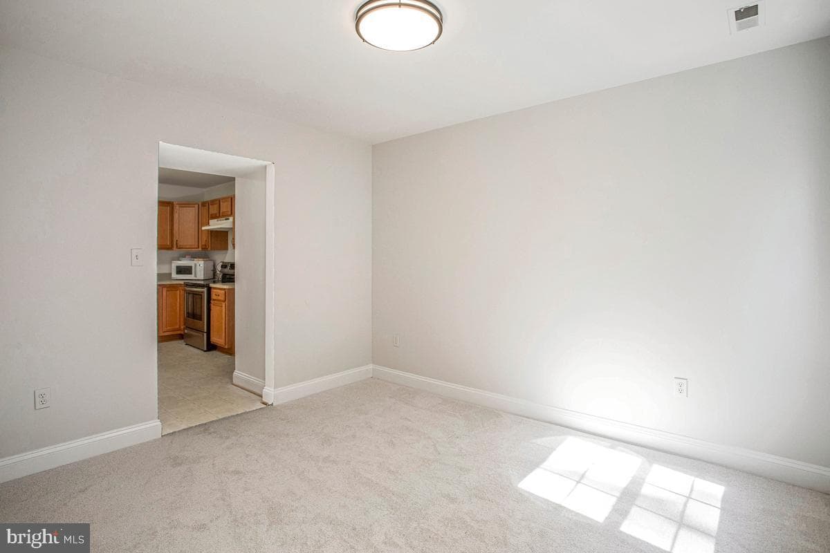 6098 Fir Road photo 4