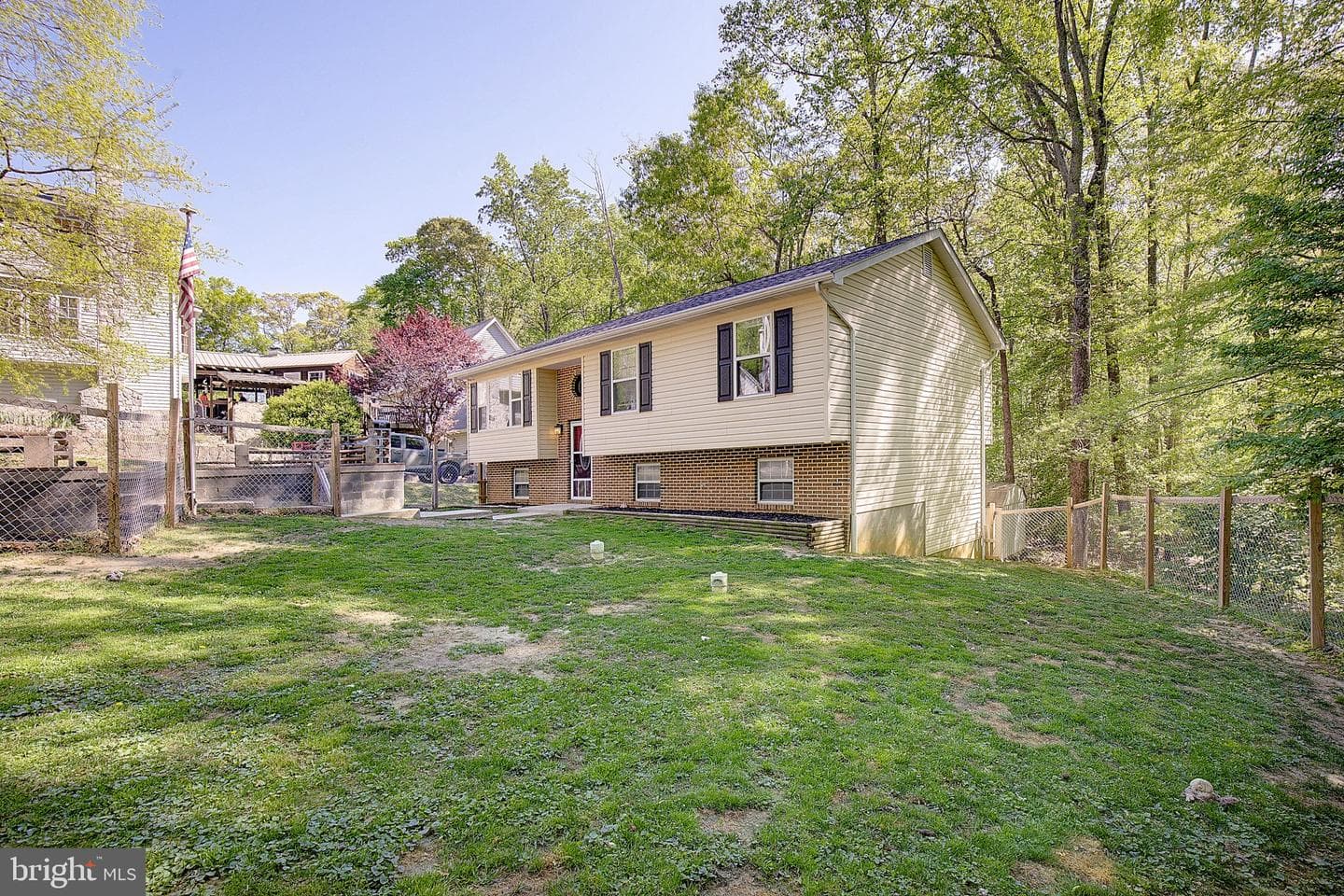 11424 Redlands Road photo 2