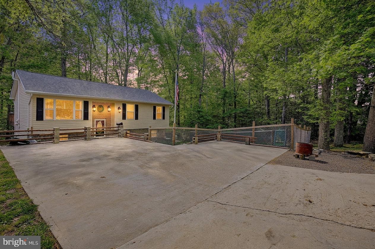 11424 Redlands Road photo 28