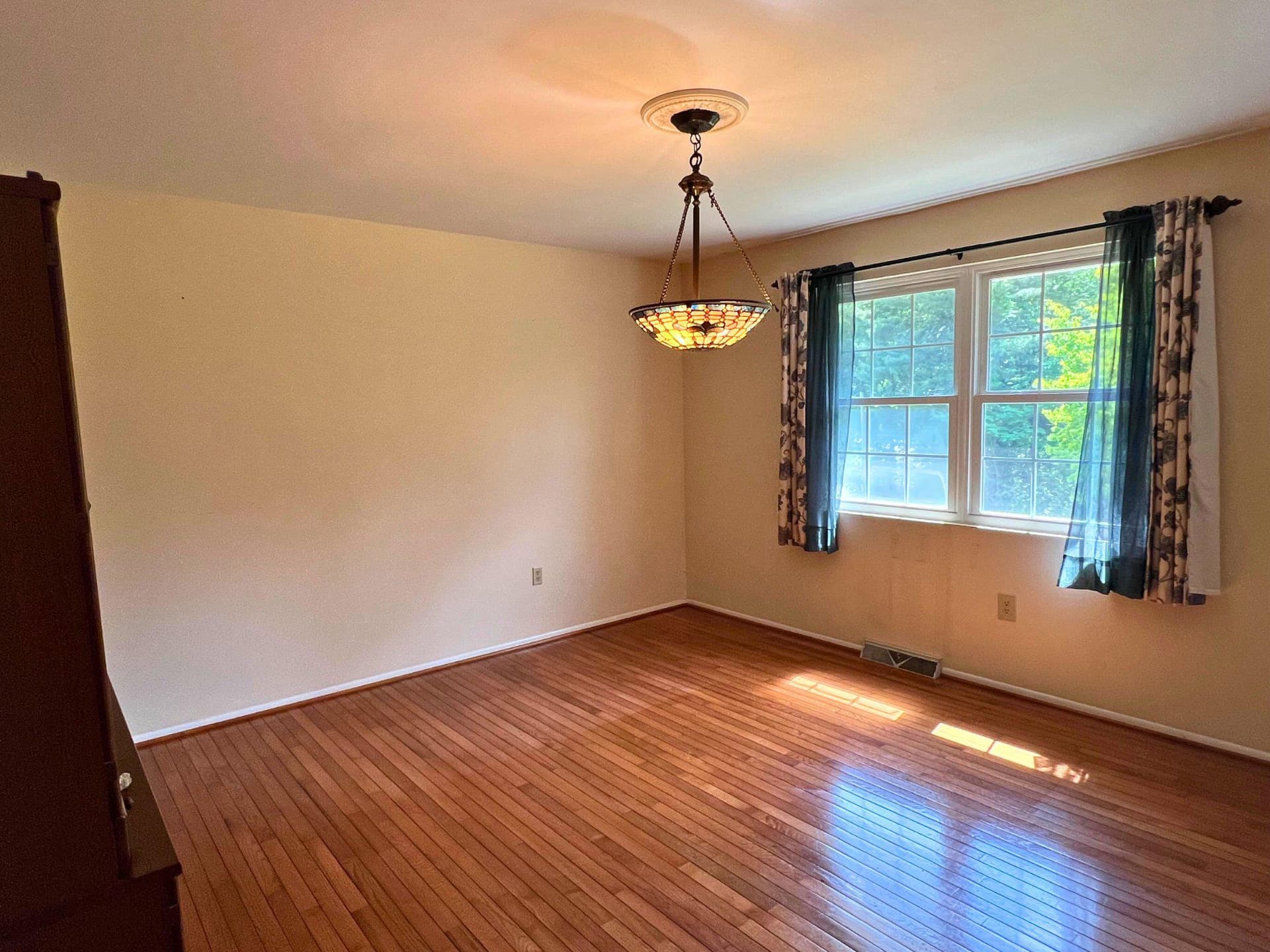 8531 Solomons Island Road photo 15